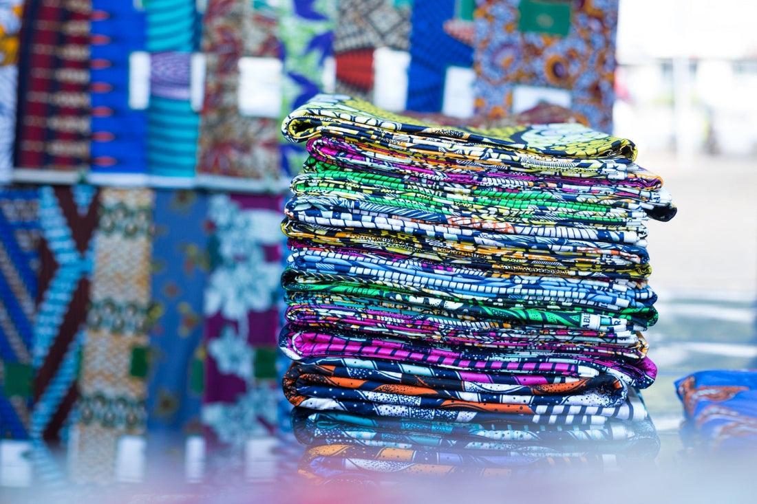 Unraveling the Rich History of African Clothing and Textiles - Zee Store
